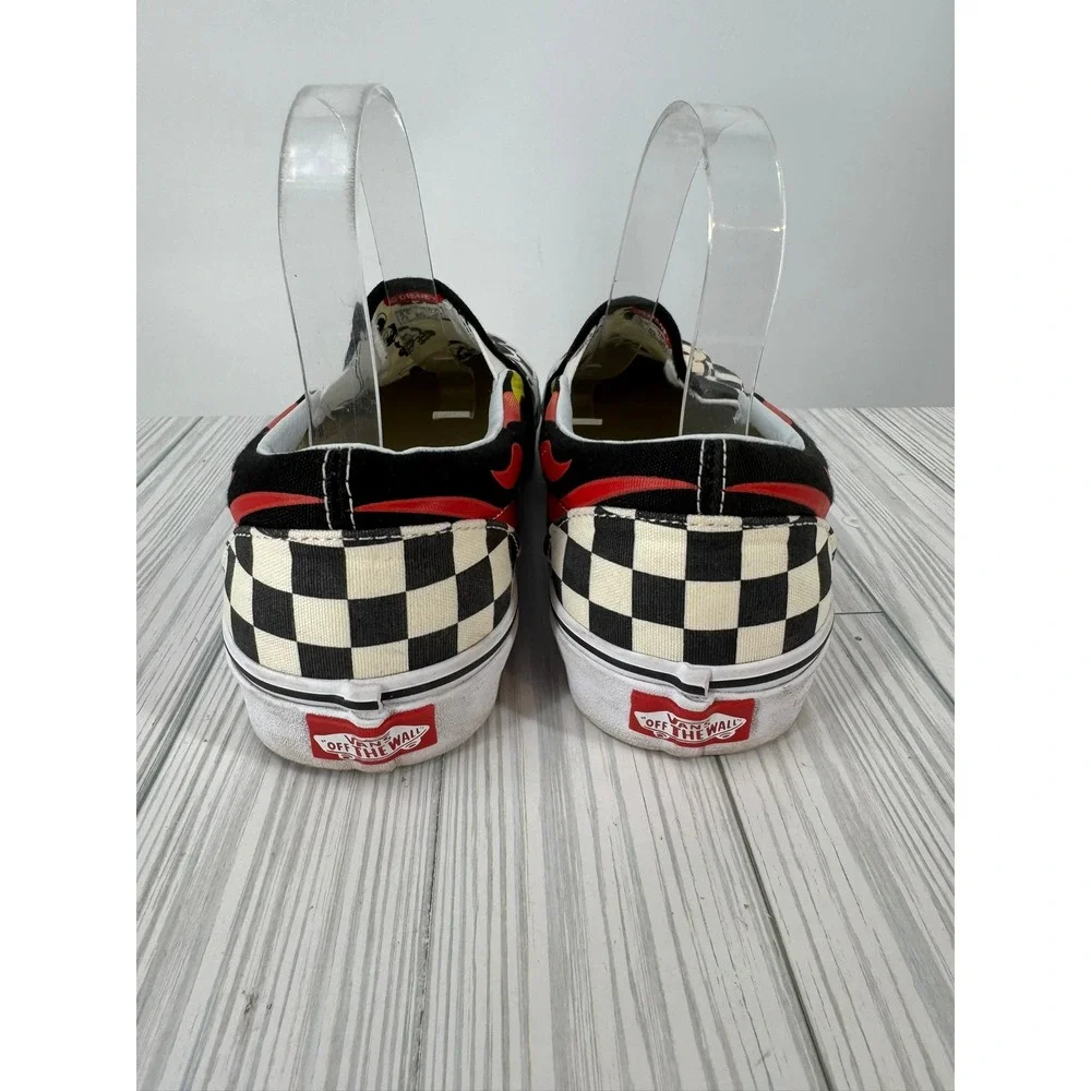 Vans Disney x Mickey & Minnie Flame Classic Slip On Women Size 10 Mens Size 8.5 - Picture 2 of 12